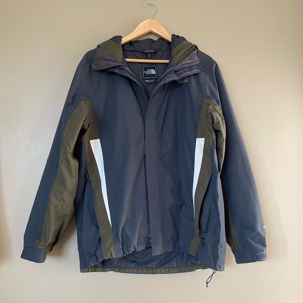 {The North Face} Moss & Gray Hooded Jacket